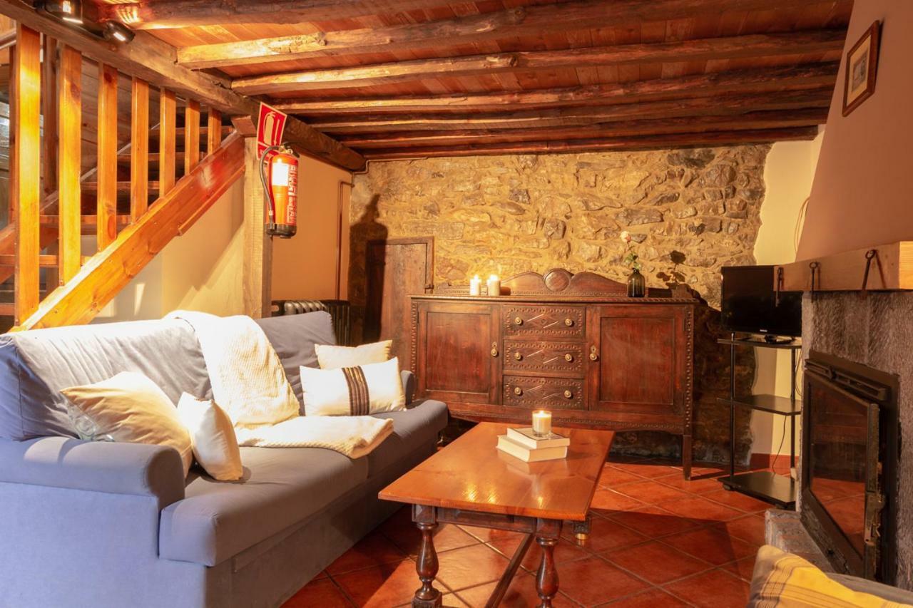 Casa Delfina Guest House Pravia Exterior photo